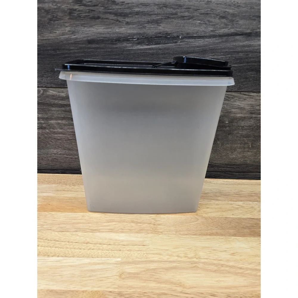 Tupperware Modular Mates Oval 3 Black Flip Top Pour Spout Seal 1588-7 Frosted